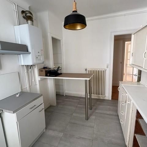 Location Appartement 2 pièces 55m² LYON 7ème - Photo 1