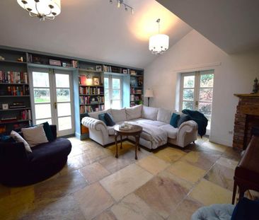 4 bedroom barn conversion to rent - Photo 2