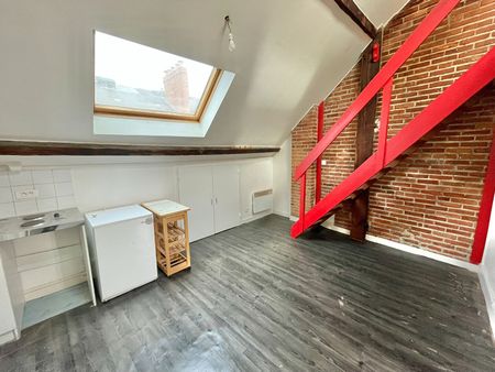 A LOUER - NANTES CATHEDRALE - Charmant 2 pièces de 29.76 m² - Photo 2