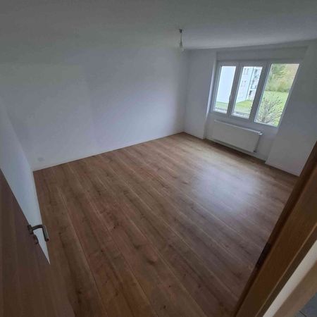 3.5 Zimmer, 75 m², 2. Stock - Photo 2