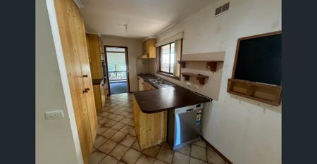 3 BEDROOM HOME IN SOUTH SHEPPARTON! - Photo 5