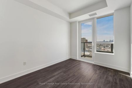 60 Central Park Roadway #1611 - Photo 2