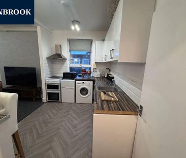 1 bedroom in a house share to rent - Photo 6