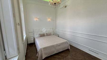 Kiadó újszerű állapotú lakás - Budapest VI. kerület - Photo 2