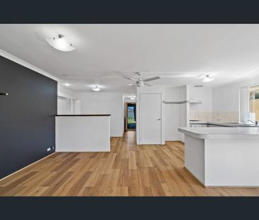 16 Bernier Close, Waikiki, WA 6169 - Photo 6