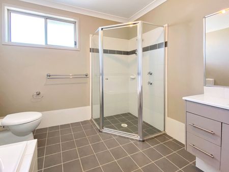 29 ADELONG PARADE, The Ponds NSW 2769 - House For Rent | Domain - Photo 3