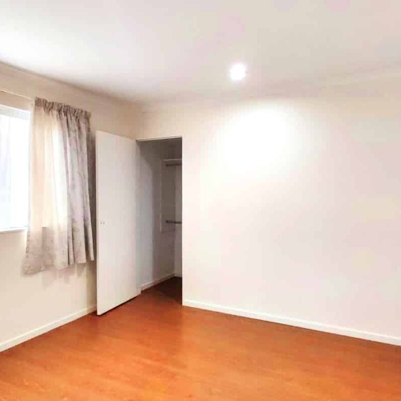 Henderson-3 bedroom house, the rent includes water usage bills. - Photo 1