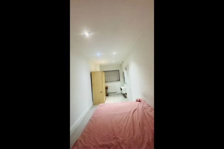Room in a Shared House, Kerrysdale Avenue, LE4 - Photo 3