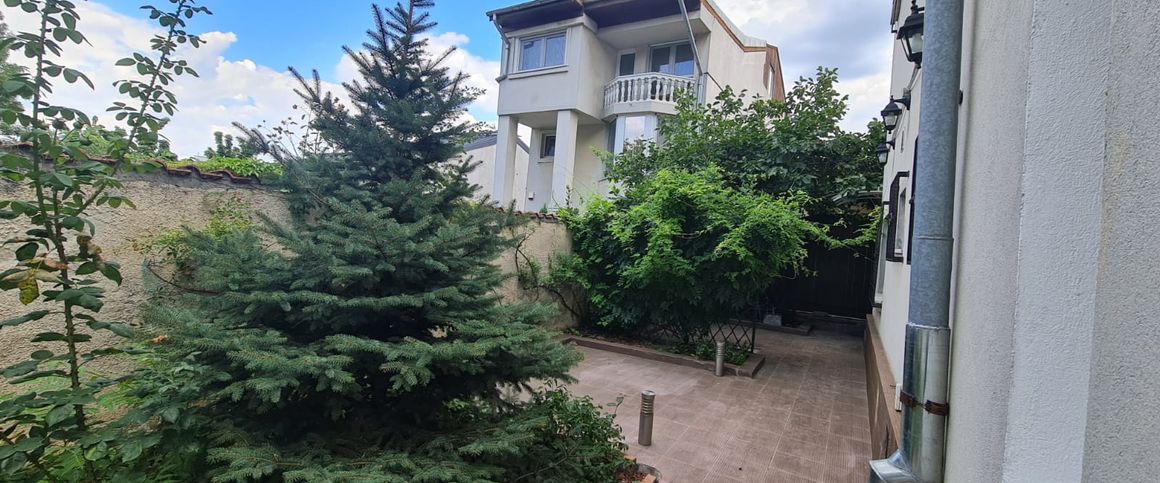 Inchirieri Case / vile Bucuresti - Fotografie 1