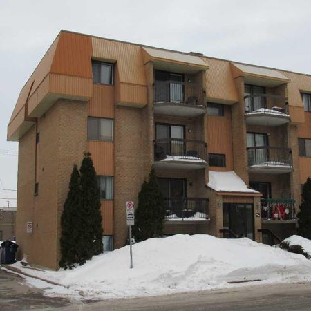 Logement à louer Laval - Photo 3