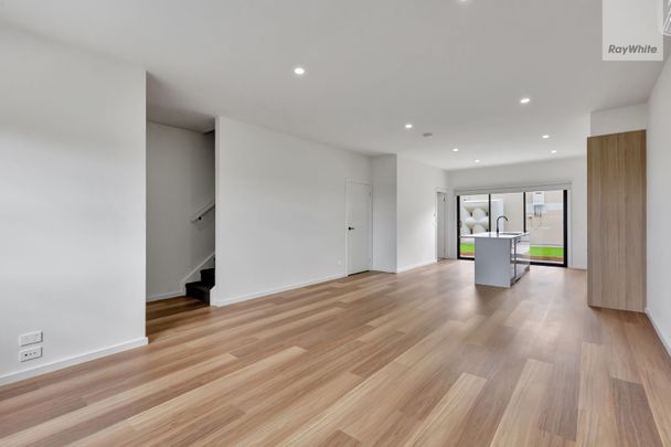 6 Angelina Terrace, Truganina VIC 3029 - Townhouse For Rent | Domain - Photo 1