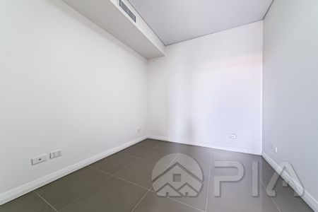 Two bedrooms plus a good- size Study Apartment, Do not miss out. - Photo 4