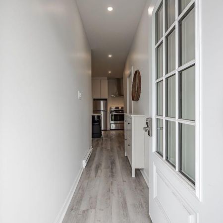 CHARMANT 5 ½ SEMI-MEUBLÉ À LOUER - Photo 4