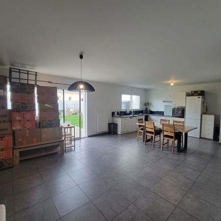 Location maison 4 pièces, 86.20m², Issé - Photo 3