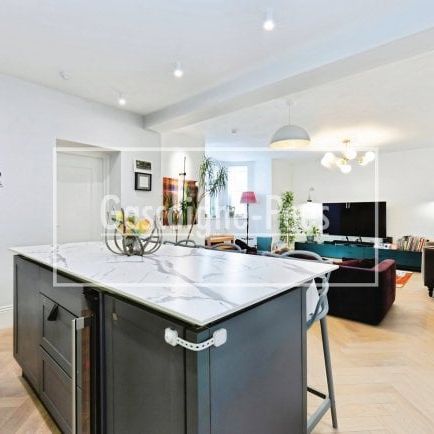 Epsom Road, Guildford - Photo 1