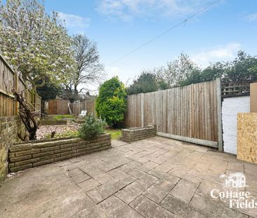 3 bedroom terraced house to rent - Photo 5