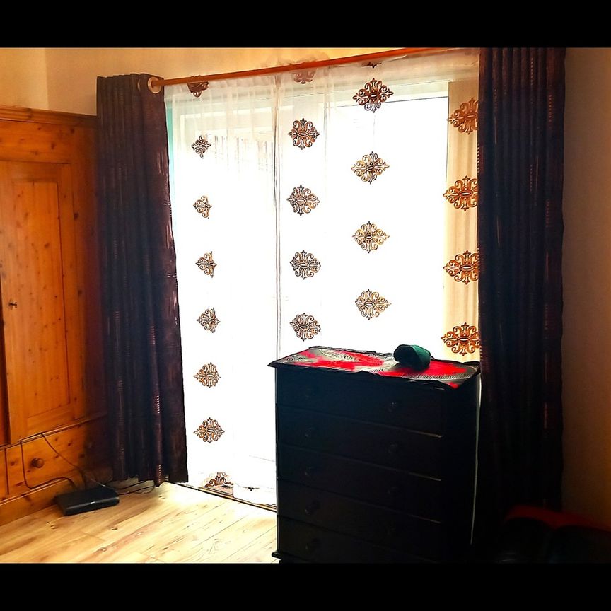 Room in a Shared House, Clevedon Road, LU2 - Photo 1