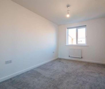 Acklam Gardens, Middlesbrough, TS5 - Photo 6