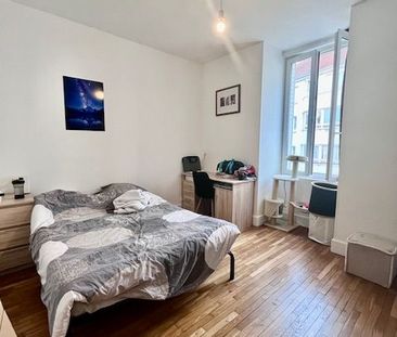 Location Appartement 2 pièces 45m² TROYES 10000 - Photo 3