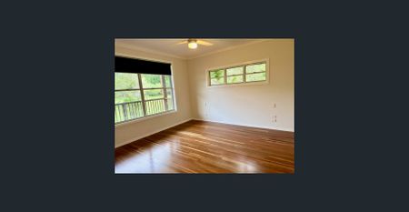 Electricity, water and lawn maintenance included in rent - Photo 4