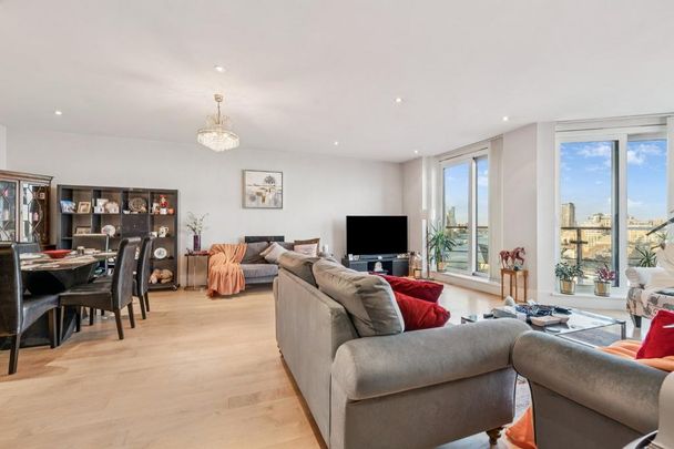 3 bedroom flat to rent - Photo 1