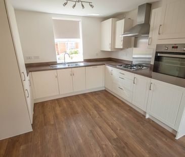 Lincoln Drive, Houlton, Rugby, CV23 - Photo 4