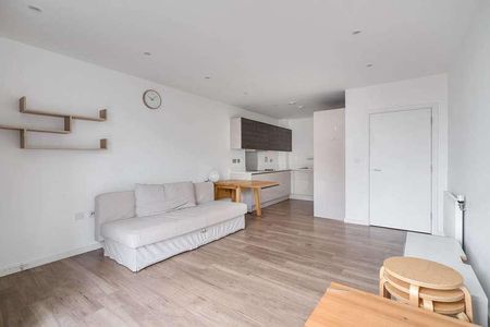 Elmond Mansions, Acton, W3 - Photo 3