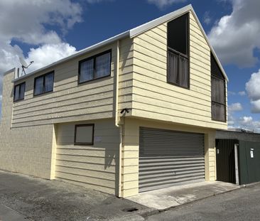 20 Wycola Ave, Hornby - Photo 2