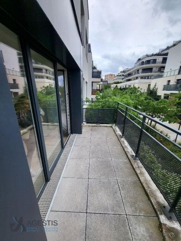 Location Appartement 3 pièces 68m² COLOMBES 92700 - Photo 5