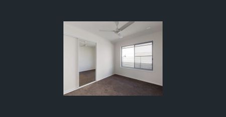 Prime Location! - Photo 3