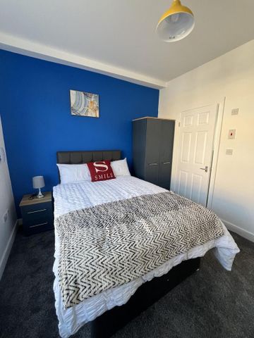 4 bedroom house to rent - Photo 2