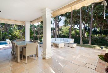 Luxury Villa for rent in Las Chapas, Spain
