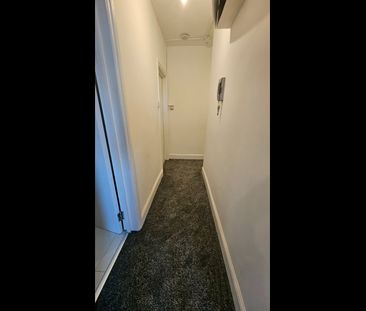 2 Bed Flat, Plashet Road, E13 - Photo 3