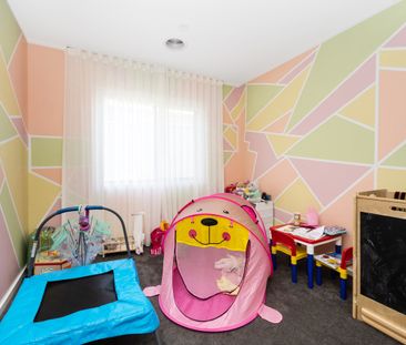 17 Trask Street, Coombs ACT 2611 - House For Rent | Domain - Photo 3