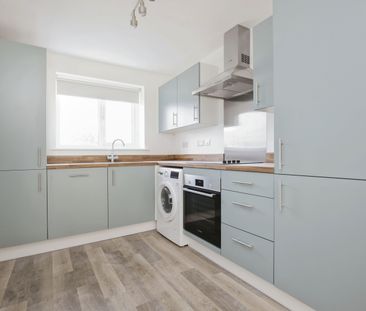 3 bedroom house to rent Marram Crescent, Harpole, Northampton, NN7 - Photo 6