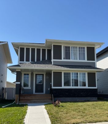 Beautiful 4 Bed 3.5 Bath Full House in Timberlands - Photo 1