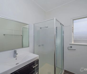 Charming High-Set Home in the Heart of Gulliver - Photo 4