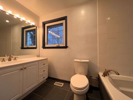 For Lease - 93 Lord Seaton Road, Toronto, Ontario - Photo 4