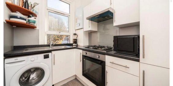 Room in a Shared Flat, Agnes Road, W3 - Photo 3