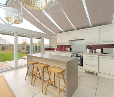 3 bedroom semi-detached house to rent - Photo 4