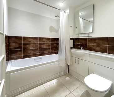 Nankeville Court, Woking, Surrey, GU22 - Photo 4