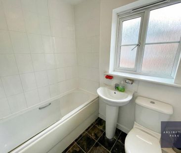 1 bedroom in a house share to rent - Photo 5