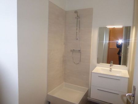 Location Maison 5 pièces 103m² MUIDES SUR LOIRE 41500 - Photo 2