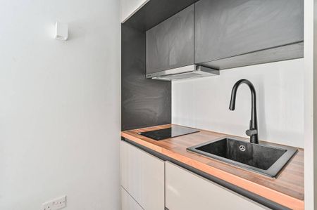 Studio to rent - Photo 4