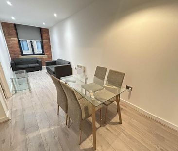 3 bedroom flat to rent - Photo 3