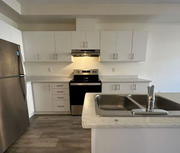 For Lease - 40 Zinfandel Drive Unit# 22, Hamilton, Ontario - Photo 6