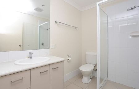 2/7 Ceres Street - Photo 2