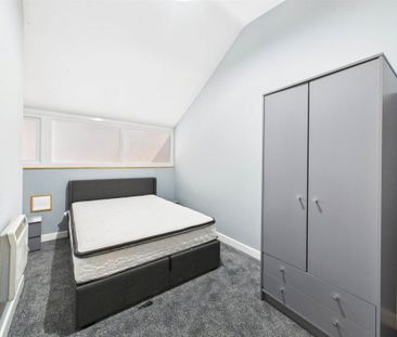 3 bedroom apartment to rent - Photo 5