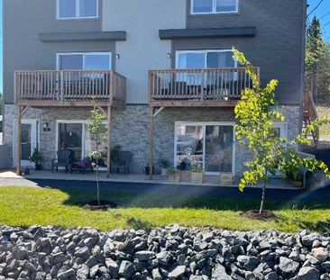 41/2 disponible 1er novembre à Mont-Blanc - Photo 2