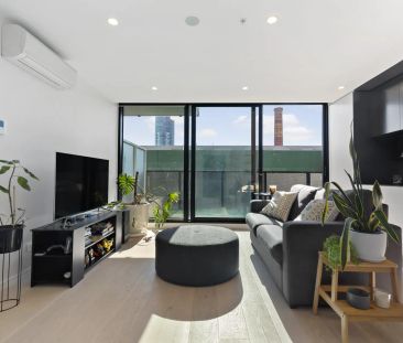 One Bedroom Apartment in the Iconic Noir Apartments! - Photo 5